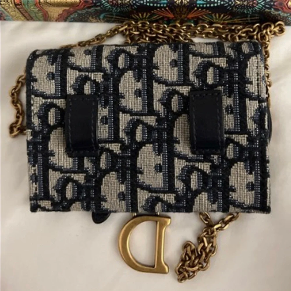 SADDLE NANO POUCH Blue Dior Oblique Jacquard Reference: S5654CTZQ_M928 - Picture 5 of 5